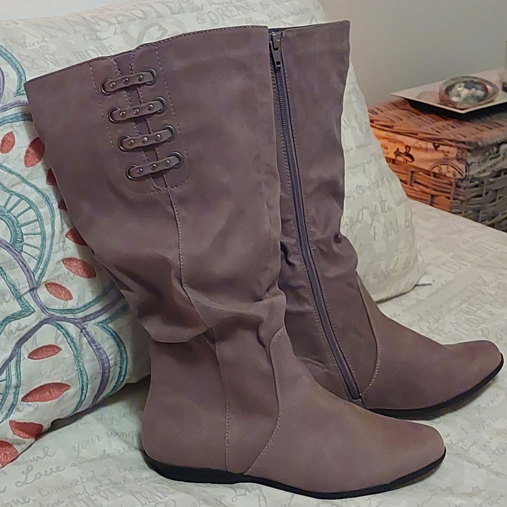 White Mountain slouchy tall boots wide width, wide calf, so comfy 7.5W NWOT